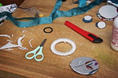 İtalya, ahşap bir masa üzerinde konut