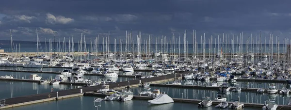 Olaszország Szicília Földközi Tenger Marina Ragusa 2017 December Csónakok Luxus — Stock Fotó