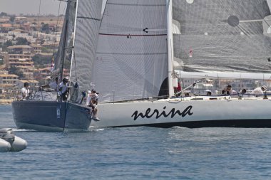 İtalya, Sicilya, Akdeniz, Marina di Ragusa; 30 Haziran 2012, yelkenli yarış - Editörden