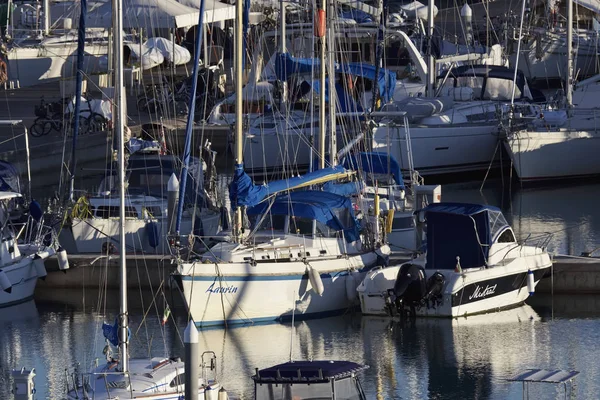 Italien Sizilien Mittelmeer Marina Ragusa Dezember 2017 Boote Und Luxusyachten — Stockfoto