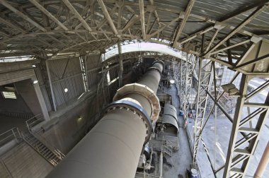 İtalya, Spoleto; 23 Kasım 2009, çimento fabrikası kırsal - Editörden