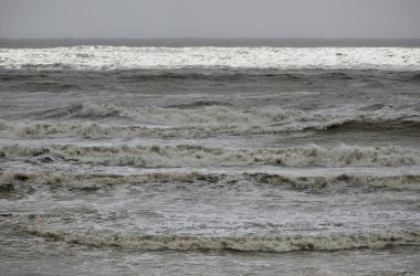 İtalya, Sicilya Kanalı, kışın sert Akdeniz