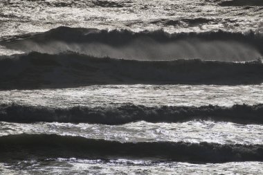 İtalya, Sicilya, Akdeniz, dalgalı deniz dalgaları