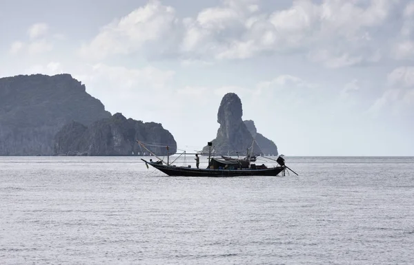 Tayland Koh Angthong Ulusal Deniz Parkı Balıkçılar Bir Yerel Ahşap — Stok fotoğraf