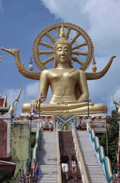 タイのサムイ島 サムイ島 2007 ヤイ仏教寺院 ワット Phra Yai 黄金の大仏像 メートル — ストック写真