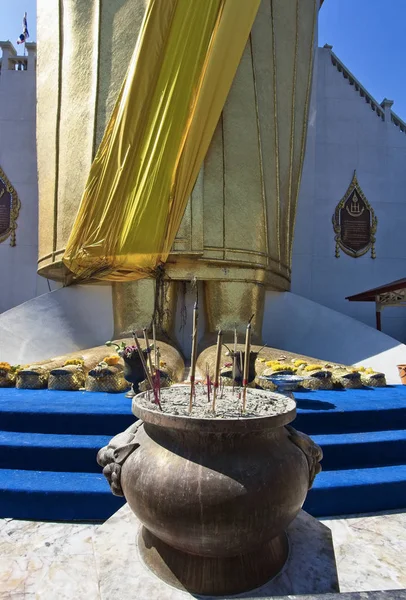 Thailand Bangkok Enorma Fötter Meter Höga Stående Buddha Phrasiariyametri Vid — Stockfoto