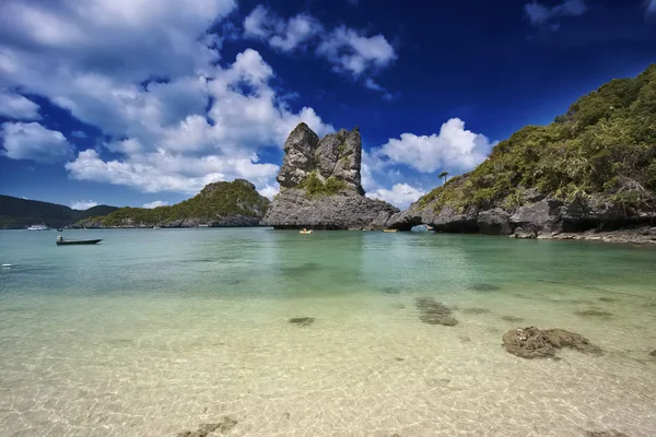 Thailand Koh Angthong National Marine Park People Canoeing Lagoon — Stock Photo, Image