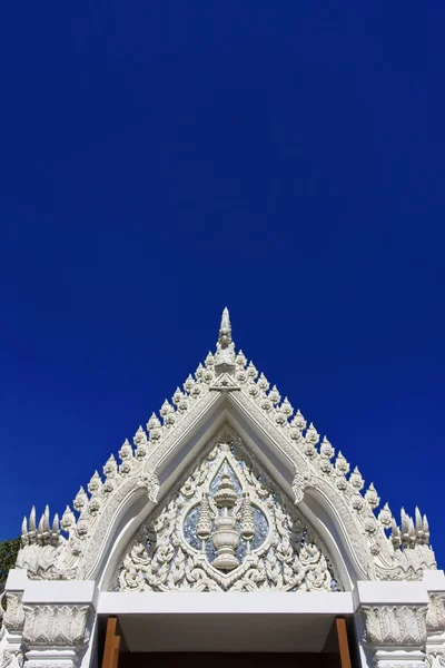 Thailand Bangkok Roof Ornaments Entrance Buddhist Temple — Stock Photo, Image