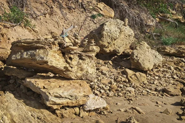 Italy Sicily Puntabraccetto Beach Ragusa Province Mediterranean Sea Piled Stones — Stock Photo, Image