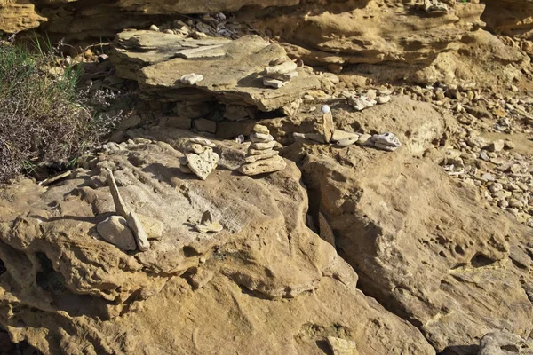 Italy Sicily Puntabraccetto Beach Ragusa Province Mediterranean Sea Piled Stones — Stock Photo, Image