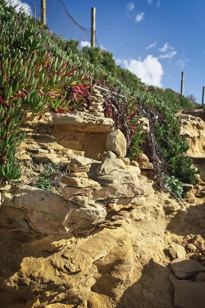 Italia Sicilia Playa Puntabraccetto Provincia Ragusa Mar Mediterráneo Piedras Apiladas — Foto de Stock