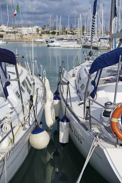 Włochy Sycylia Morze Śródziemne Marina Ragusa Lutego 2018 Luksusowe Jachty — Zdjęcie stockowe