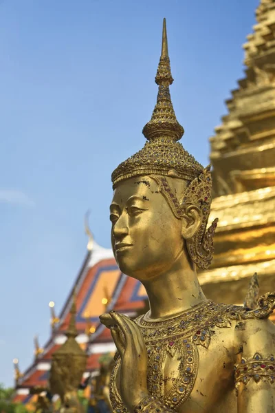 Tailândia Bangkok Palácio Imperial Cidade Imperial Estátua Ornamental Dourada — Fotografia de Stock