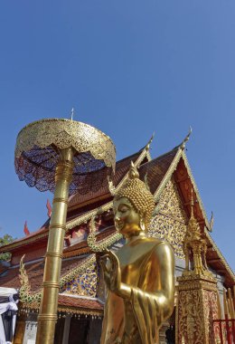 Tayland, Chiang Mai, Prathat Doi Suthep Tapınağı (Wat Prathat Doi Suthep), altın Buddha statue