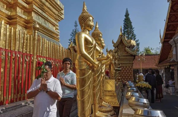 치앙마이 Prathat도이 Wat Prathat Doi Suthep 2008 사람과 — 스톡 사진