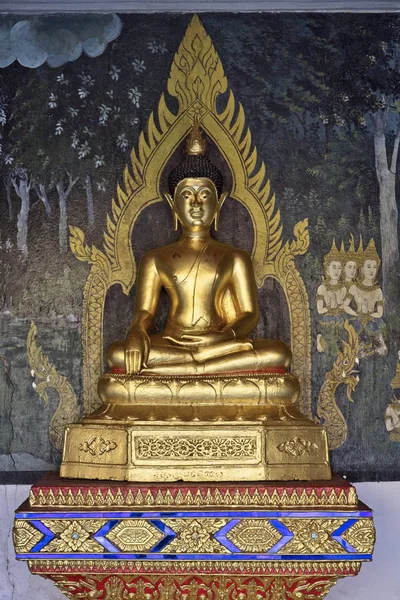 チェンマイ デスクトップ Phra ドイステープ寺院 ワット ステープ デスクトップ 黄金の仏像 — ストック写真