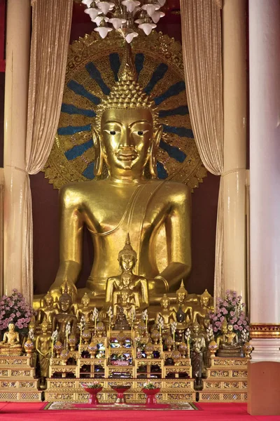Таиланд Чиангмай Буддийский Храм Прато Дои Сутеп Статуи Золотого Будды — стоковое фото