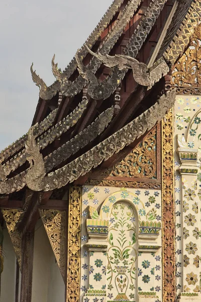 Таїланд Чіанг Травня Дах Ket Karam Буддійський Храм Wat Ket — стокове фото