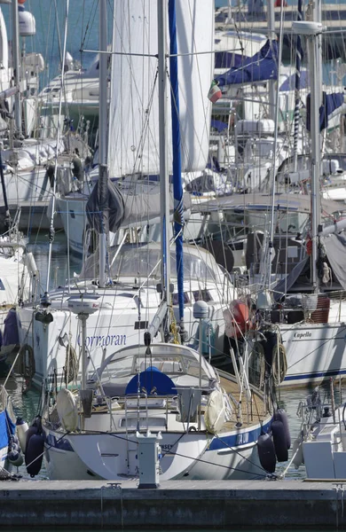 Itália Sicília Mar Mediterrâneo Marina Ragusa Março 2018 Iates Luxo — Fotografia de Stock