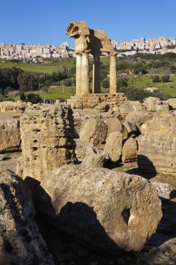 İtalya, Sicilya, Agrigento, Yunan Tapınak Vadisi, Castore ve Polluce Tapınağı (Hera Tapınağı)