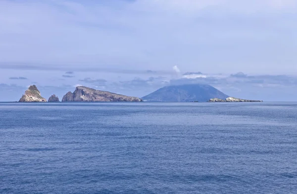 イタリア シチリア島 ティレニア海 エオリア諸島 ストロンボリ火山のビューします — ストック写真