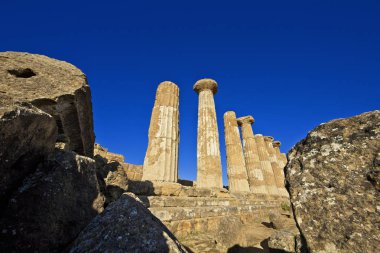 İtalya, Sicilya, Agrigento, Yunan Tapınak Vadisi, Herkül Tapınağı sütunları