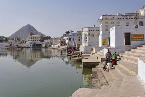 Indien Rajasthan Pushkar Januar 2007 Menschen Heiligen See Leitartikel — Stockfoto