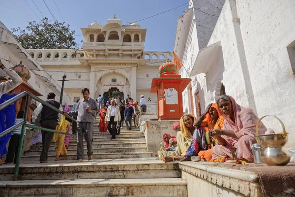 Indien Rajasthan Pushkar Januar 2007 Indianer Einem Hinduistischen Tempel Leitartikel — Stockfoto