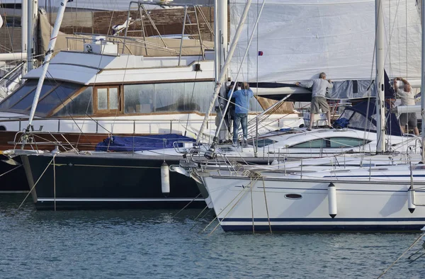 Talya Sicilya Akdeniz Marina Ragusa Nisan 2018 Port Yazı Işleri — Stok fotoğraf