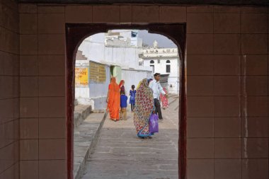 Hindistan, Rajasthan, Pushkar; 28 Ocak 2007, hacılar kutsal Gölü - editoryal yakınındaki