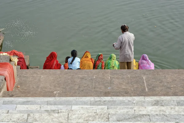 Pushkar Rajasthan India Pelgrims Door Het Heilige Meer — Stockfoto