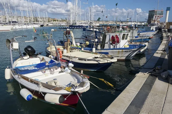 Italia Sicilia Marina Ragusa Provincia Ragusa Noviembre 2019 Barcos Pesqueros —  Fotos de Stock