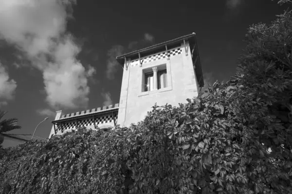意大利 西西里 地中海 拉古萨海 拉古萨省 海滨一座老房子的立面 — 图库照片