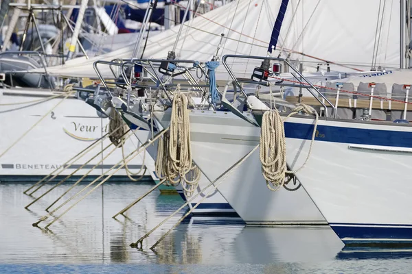 Italien Sicilien Medelhavet Marina Ragusa Ragusaprovinsen November 2019 Segelbåtar Hamnen — Stockfoto