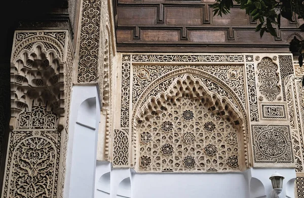 Marruecos Marrakech Bahia Palace Esculturas Ornamentales Madera Fachada Del Palacio — Foto de Stock