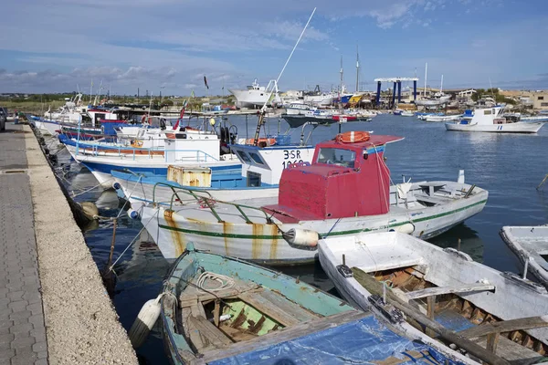 Itália Sicília Portopalo Capo Passero Novembro 2019 Barcos Pesca Locais — Fotografia de Stock