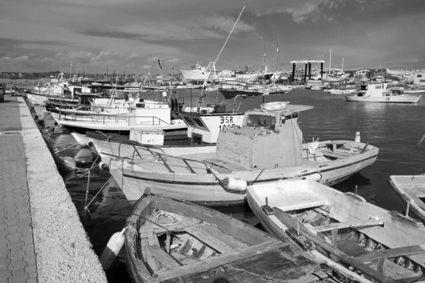 Italien Sizilien Portopalo Capo Passero November 2019 Lokale Fischerboote Hafen — Stockfoto