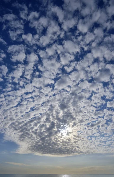 Talya Sicilya Akdeniz Gökyüzünde Bulutlar — Stok fotoğraf