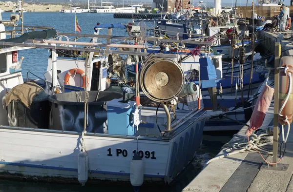 Italia Sicilia Marina Ragusa Provincia Ragusa Diciembre 2019 Barcos Pesqueros — Foto de Stock