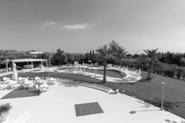 Włochy Sycylia Modica Prowincja Ragusa Września 2011 Basen Hotelowy Redakcja — Zdjęcie stockowe
