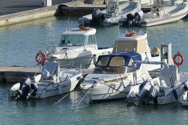 Italien Sizilien Mittelmeer Marina Ragusa Provinz Ragusa Dezember 2019 Motorboote — Stockfoto