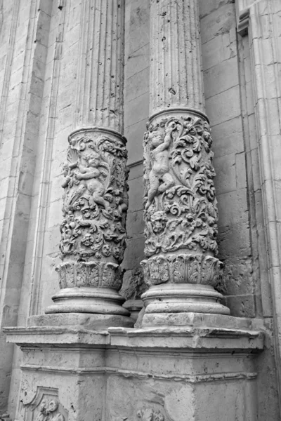 Itália Sicília Palazzolo Acreide Província Siracusa Ornamentos Religiosos Nas Colunas — Fotografia de Stock