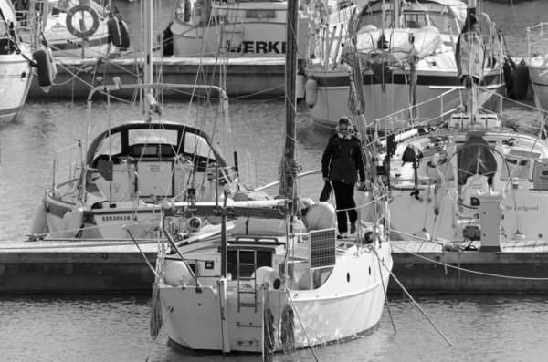 Italie Sicile Méditerranée Marina Ragusa Province Raguse Janvier 2020 Femme — Photo