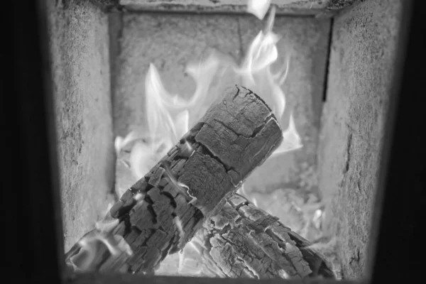Brandhout Branden Een Kachel — Stockfoto