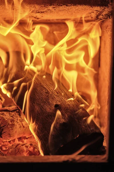 Vormen Van Vuur Brandhout Branden Een Kachel — Stockfoto