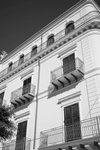 Italia Sicilia Licata Provincia Agrigento Fachada Palacio Liberty Balcones Centro —  Fotos de Stock