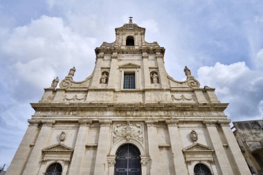 İtalya, Sicilya, Comiso (Ragusa Eyaleti), Santa Maria delle Stelle kilisesi cephesi (Saint Mary of the Stars Kilisesi - 1125 A.C..). 