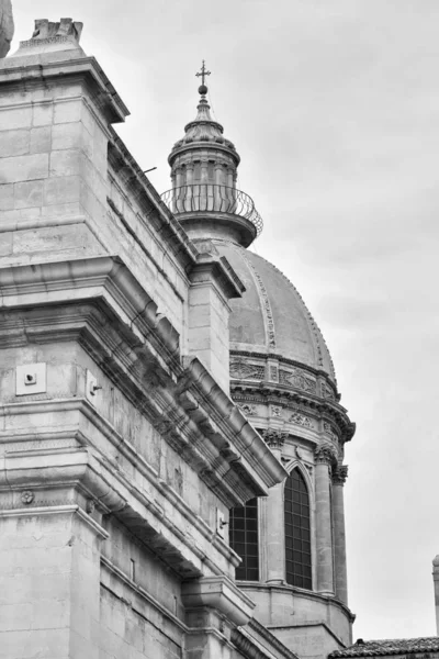 Italia Sicilia Comiso Provincia Ragusa Vista Fachada Iglesia Santa Maria — Foto de Stock