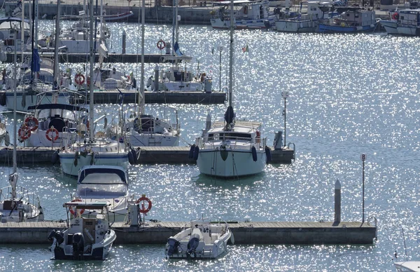 Italia Sicilia Mar Mediterraneo Marina Ragusa Ragusa Febbraio 2020 Barche — Foto Stock