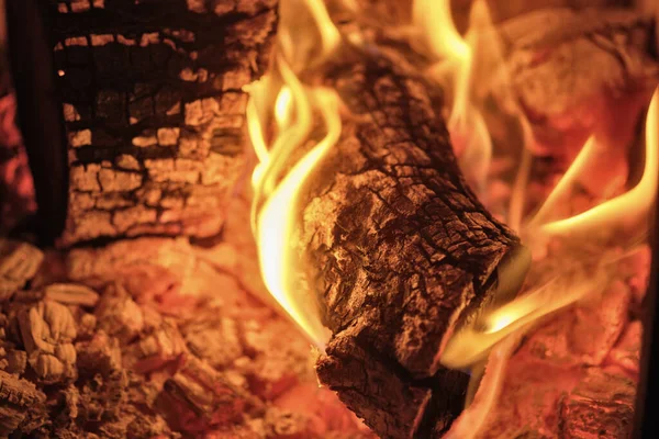 Leña Ardiendo Una Estufa —  Fotos de Stock